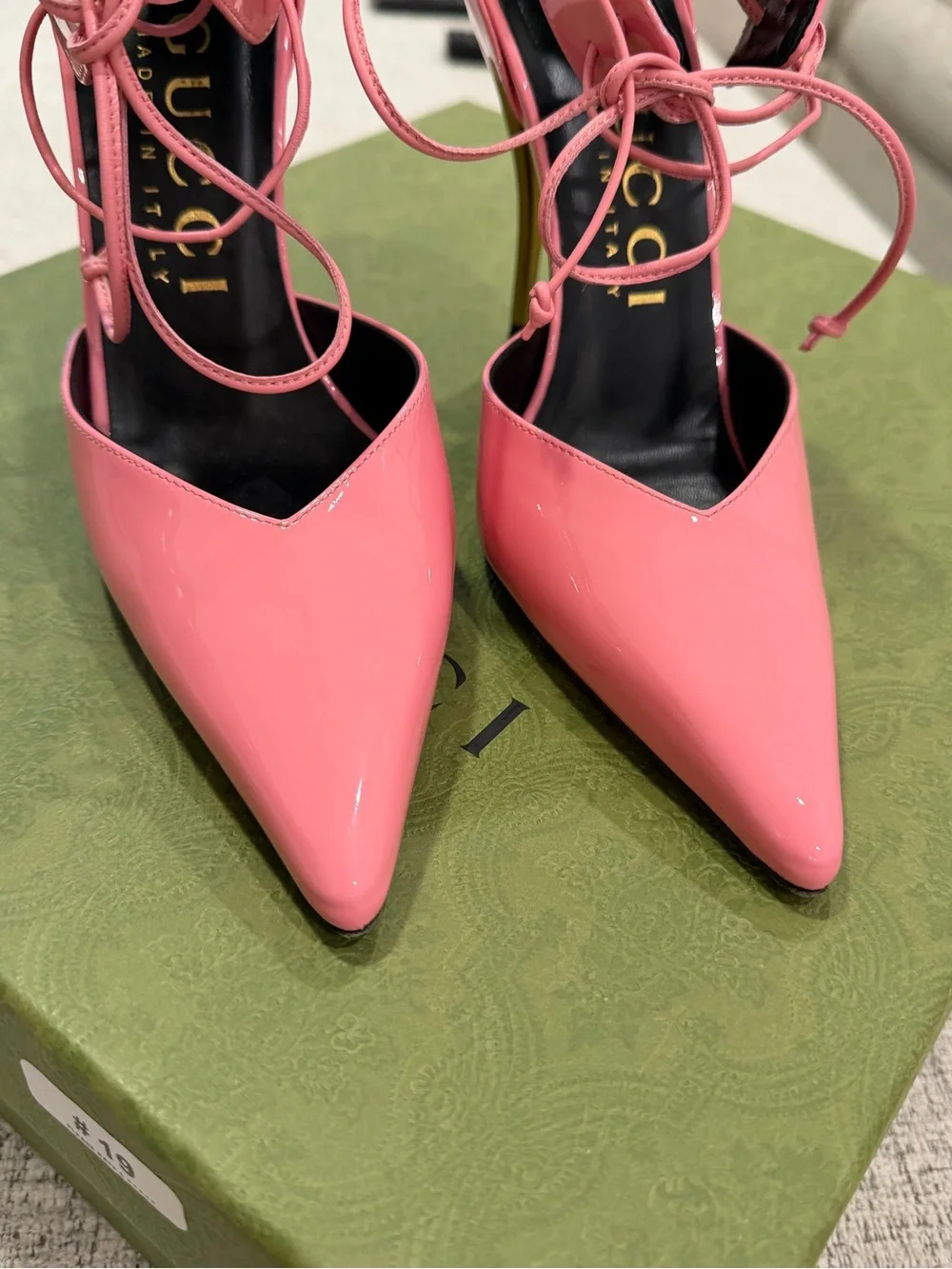 Gucci Women’s Pink Priscilla Ankle Cuff Patent Leather Heels Size 37 - Picture 9 of 15